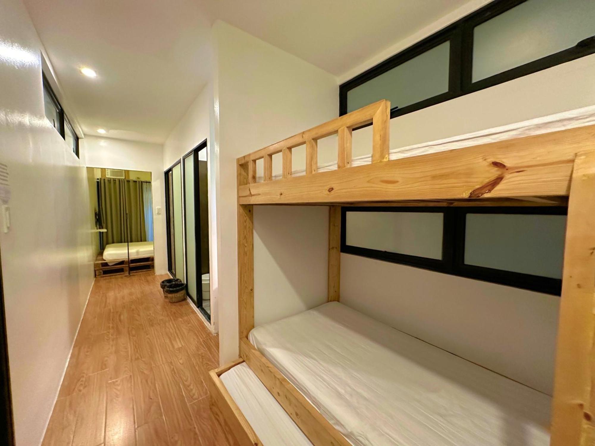 Containers By Eco Hotels Тагайтай Номер фото